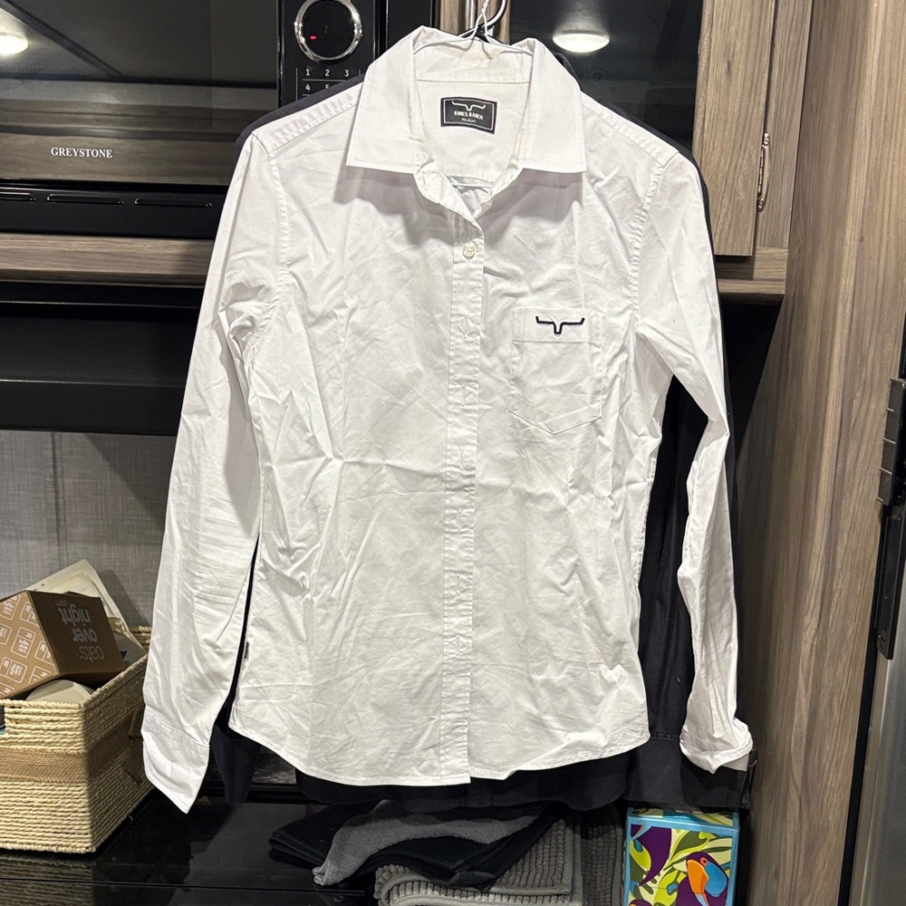 Kimes Ranch women’s button down